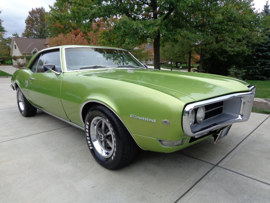 1968 Pontiac Firebird Coupe.